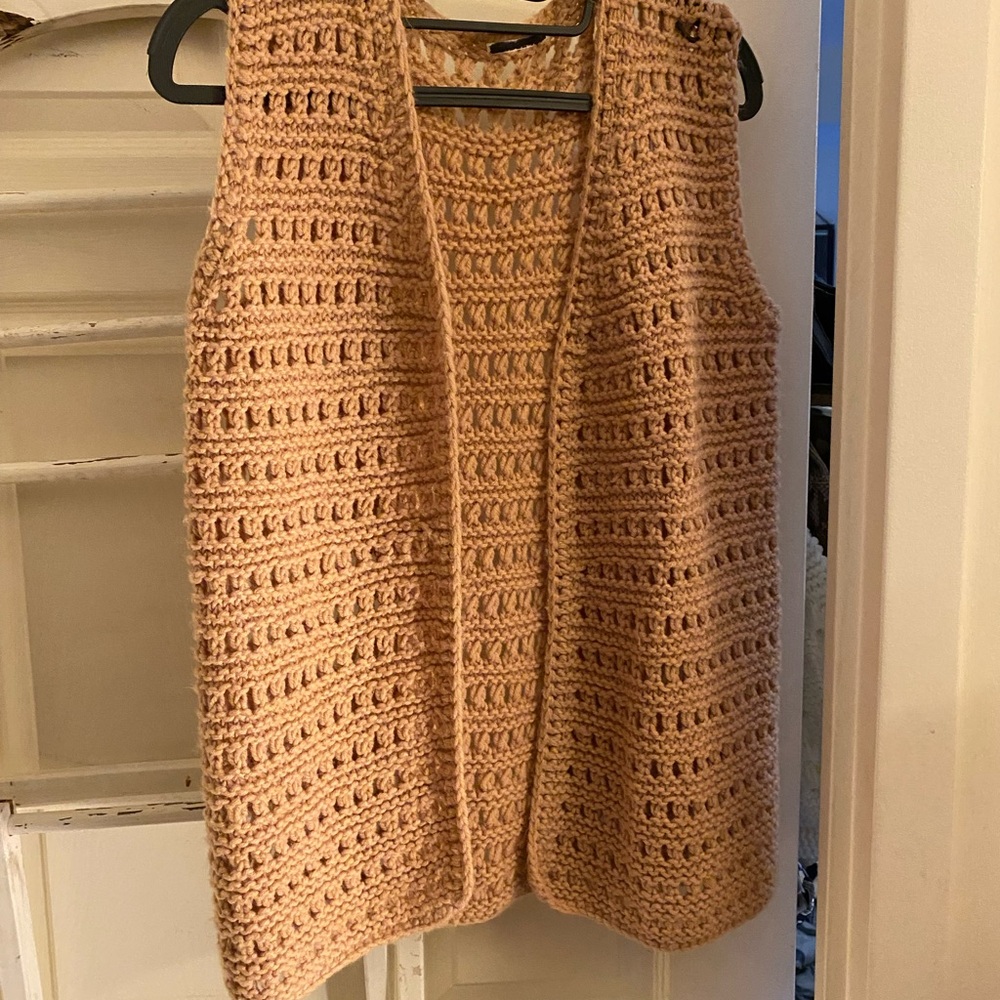 Vintage Women's Tan knit Sweater Vest